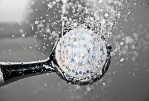 اضرار استنشاق بخار الماء أثناء الاستحمام